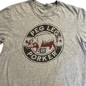 Peg Leg Porker BBQ Graphic on Front Gray Cotton Blend T-Shirt Mens Large